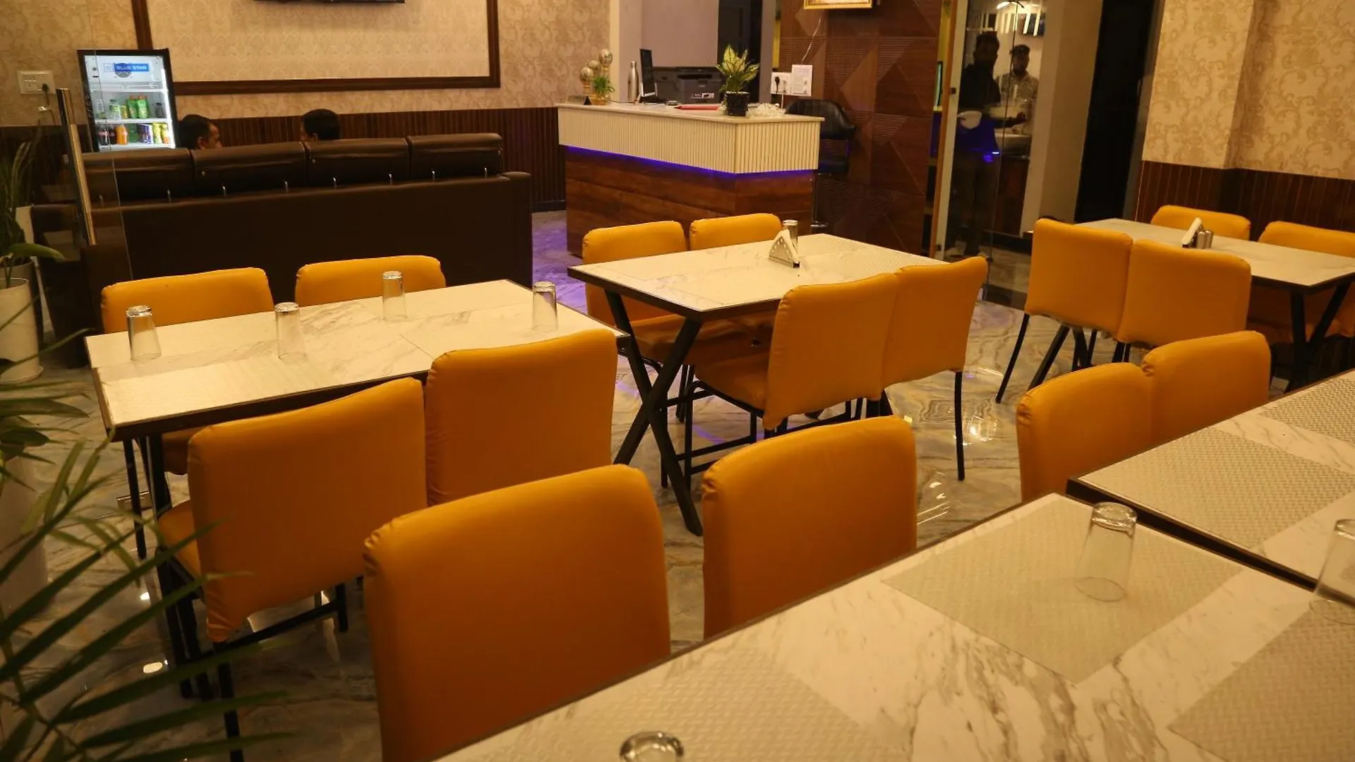 Hotel The Mountway ウダイプル